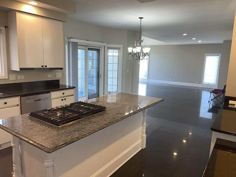 Building Photo - 4871 Boulder Ln