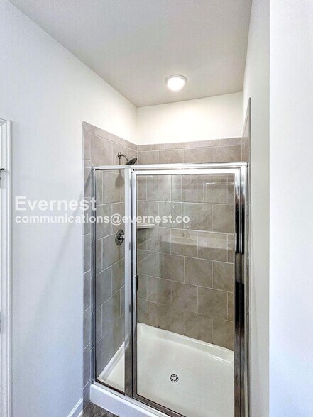 Building Photo - 787 Coopers Way