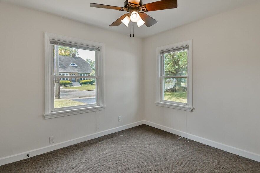 bedroom 1 - 304 Merrill Ave