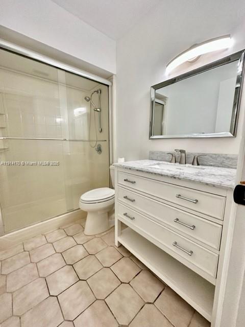 Building Photo - 7439 Twin Sabal Dr