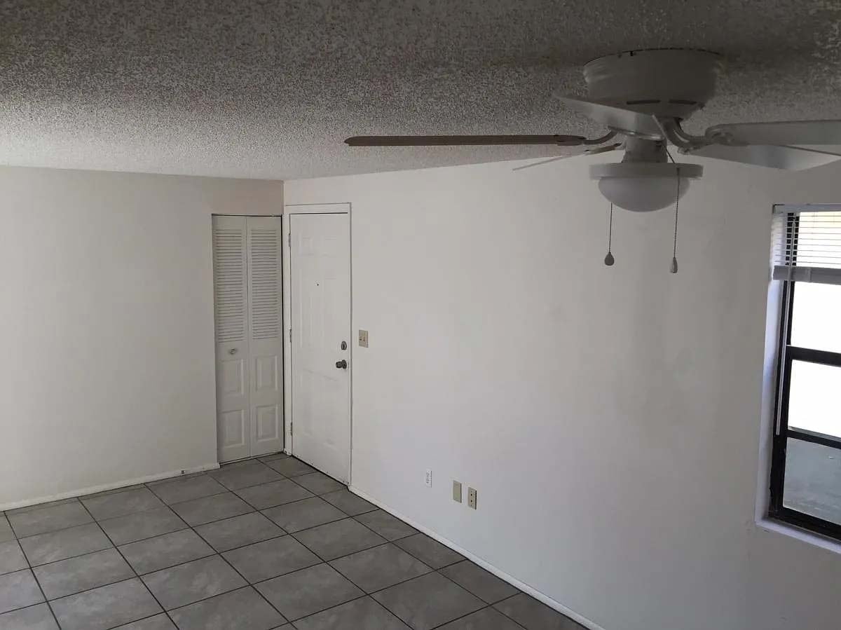 LR DR Combo - 127 Camphor Cir