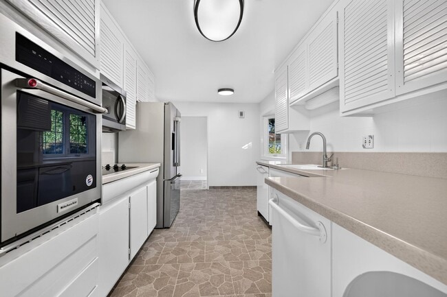 Building Photo - Single-Story Walnut Creek Home Near Top-Rated Schools, BART & Shopping