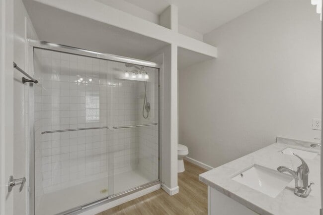 Building Photo - 6800 Dorita Ave