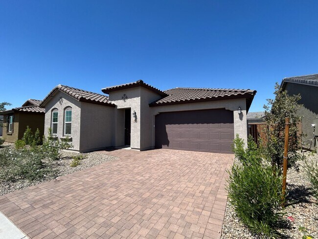 Building Photo - 5974 N 192nd Dr