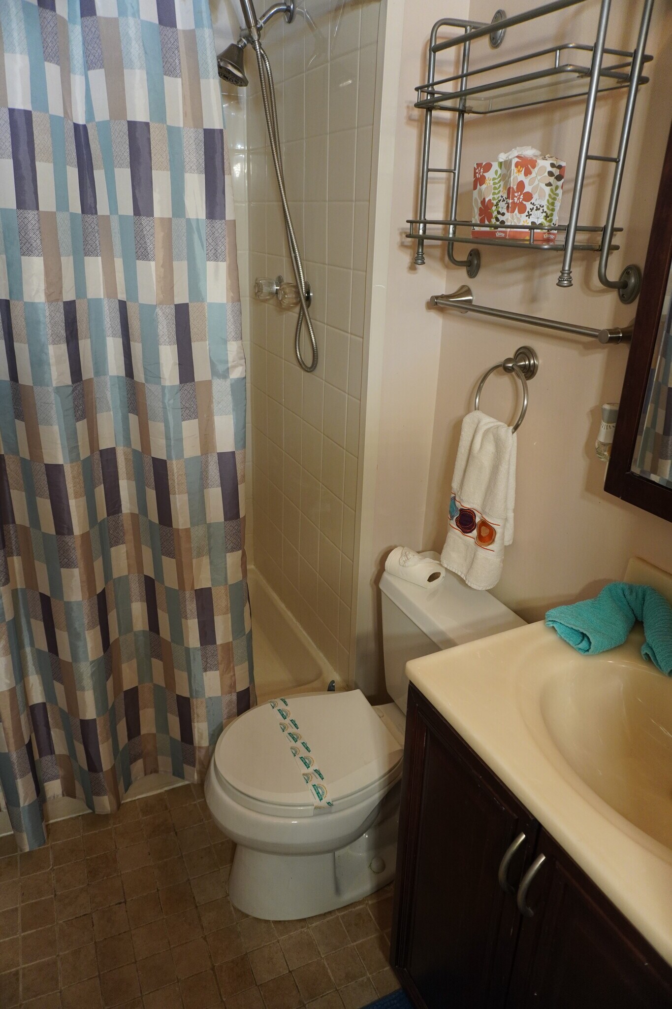 Building Photo - 5 Castlebar Ct