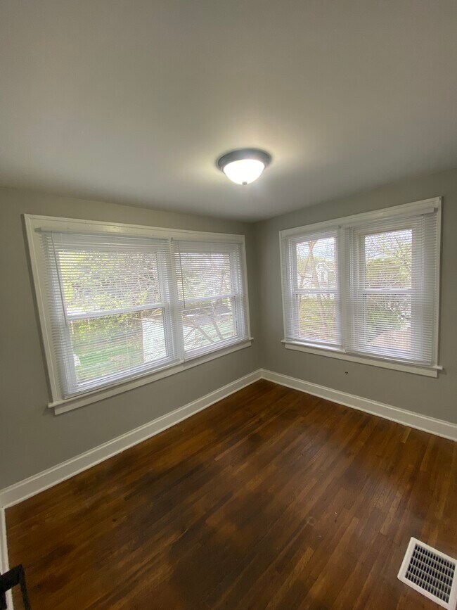 Building Photo - 1141-1143 S 22nd Street