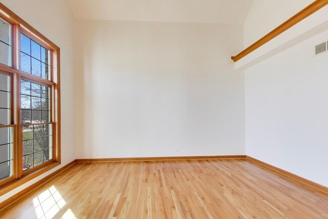 Building Photo - 2951 Old Glory Dr