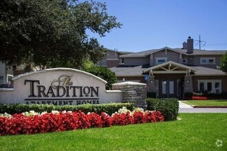 Building Photo - Tradition