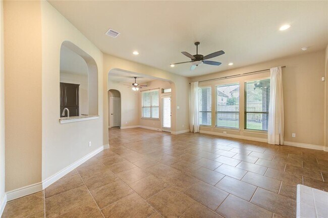 Building Photo - 23911 Milazzo Dr