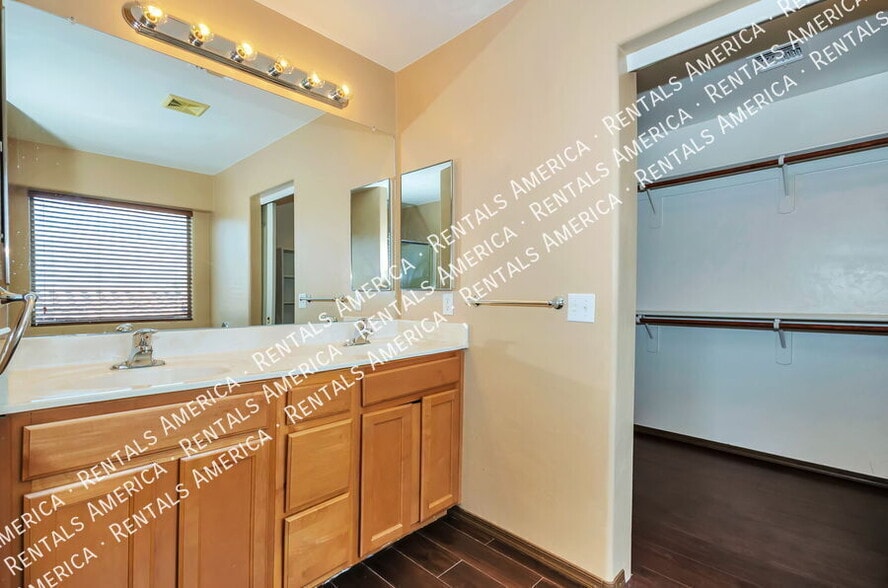 Building Photo - 60903 Silky Mane Dr