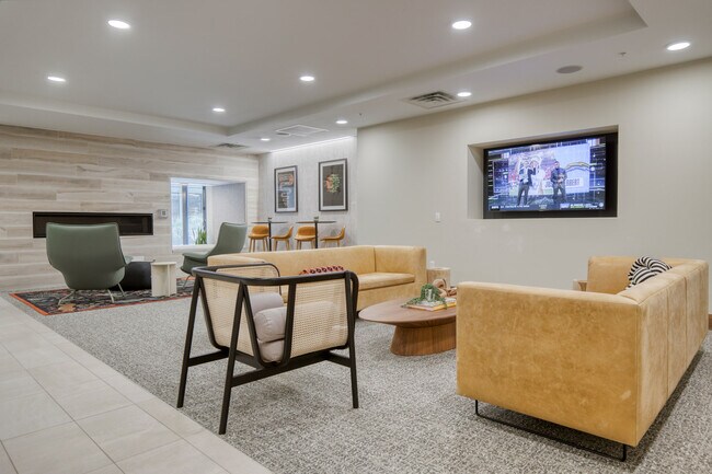 Building Photo - 3000 Pearl Pkwy