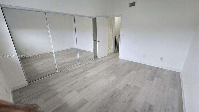 Building Photo - 8060 SW 152nd Ave