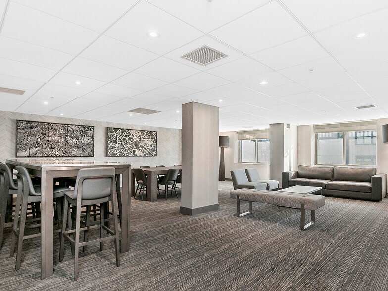 Building Photo - 10 Museum Way