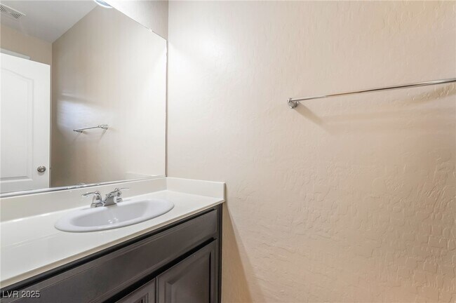 Building Photo - 7645 Lots Hills Dr