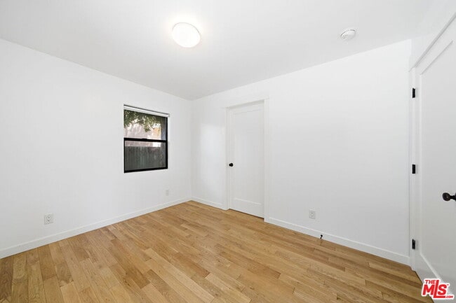 Building Photo - 1739 N Ave 46