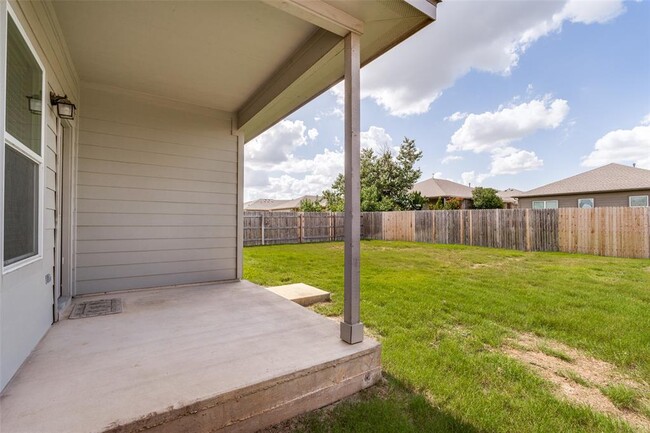 Building Photo - 505 Brashear Ln