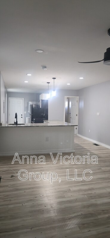 Building Photo - 203 N Carey St
