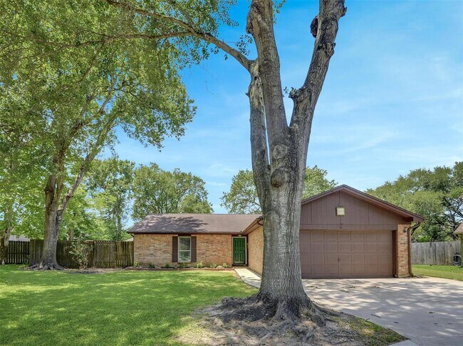 Building Photo - 3115 Founders Green Cir