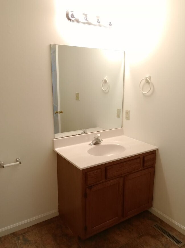 Building Photo - 3527-3529 Prescott Dr.