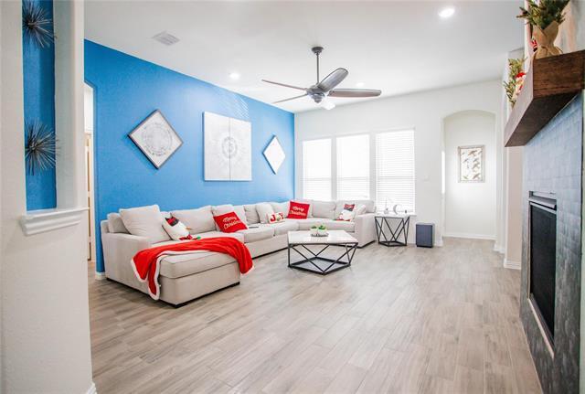 Building Photo - 821 San Madrid Trl