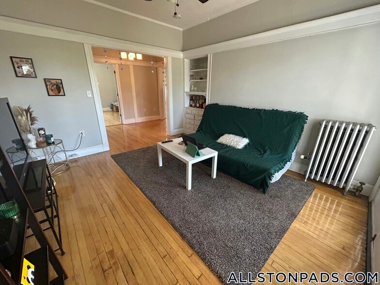 Building Photo - 4 Farrington Ave