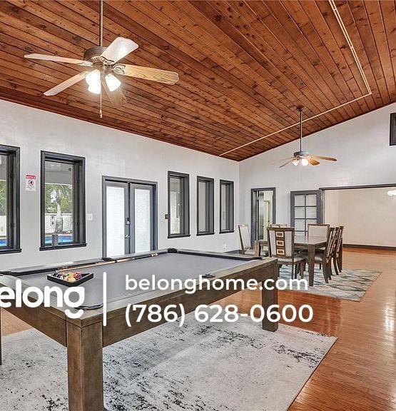 Building Photo - 5380 SW 8th Ct