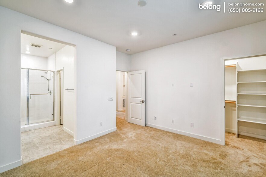 Building Photo - 1523 St Simon Cir