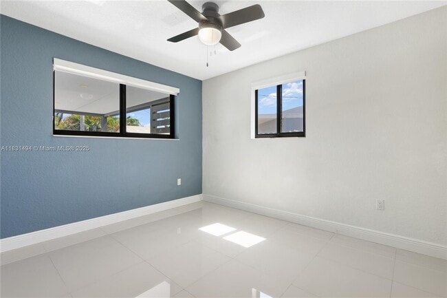 Building Photo - 4165 W 5th Ln