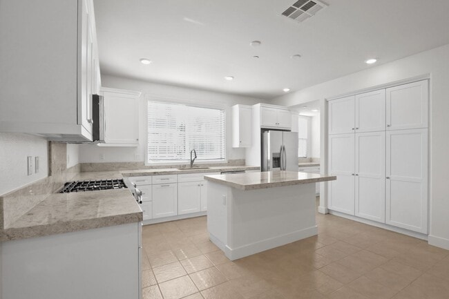 Building Photo - 4325 Blazing Star Wy