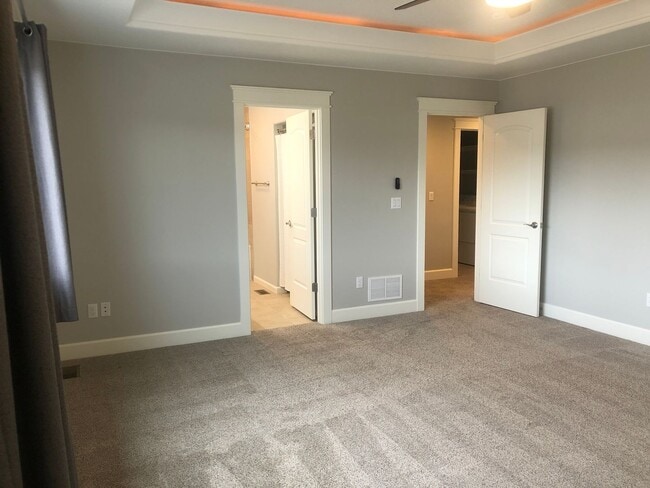 Building Photo - 222 W Celtic Cir