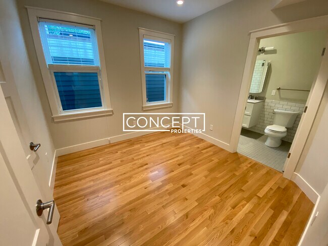 Building Photo - 70 Spring St