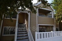 Building Photo - 1462 E Foxboro Dr
