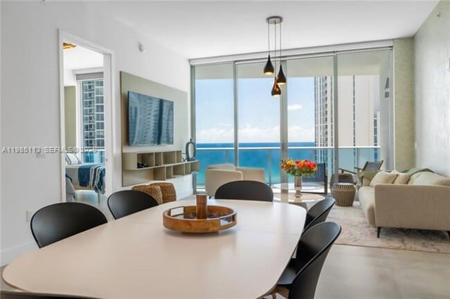 Building Photo - 17550 Collins Ave