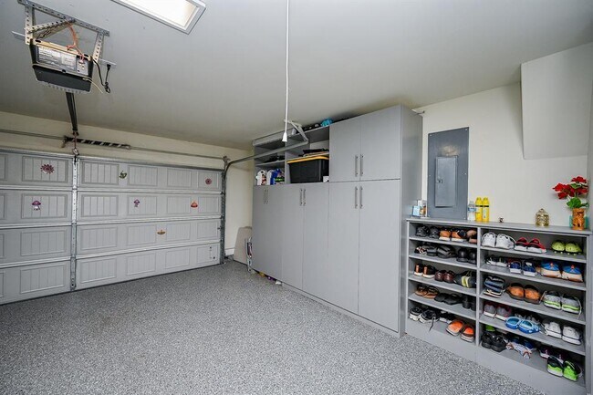 Building Photo - 27915 Crosswater Ln