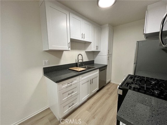 Building Photo - 1658 Colby Ave