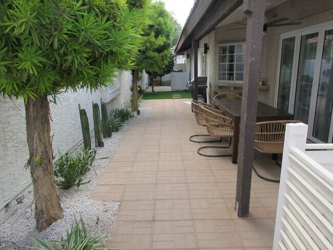 Building Photo - FULLY FURNISHED Home in Spanish Oaks!!