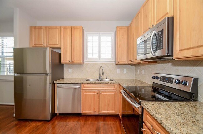 Building Photo - 12707 Boheme Dr