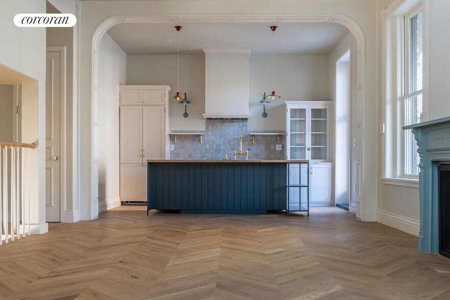 Building Photo - 1450 Pacific St