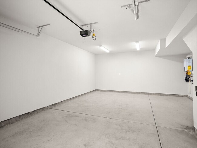 Building Photo - $500 move-in special! New, new, new! Gorgeous 2-bdrm/2.5-bath duplex townhome w/ garage, W/D, in ...