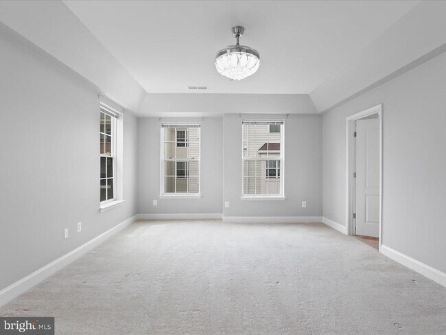 Building Photo - 9200 Charleston Dr