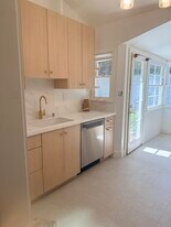 Building Photo - 11425 Cashmere St