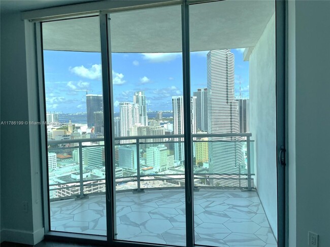 Building Photo - 350 S Miami Ave
