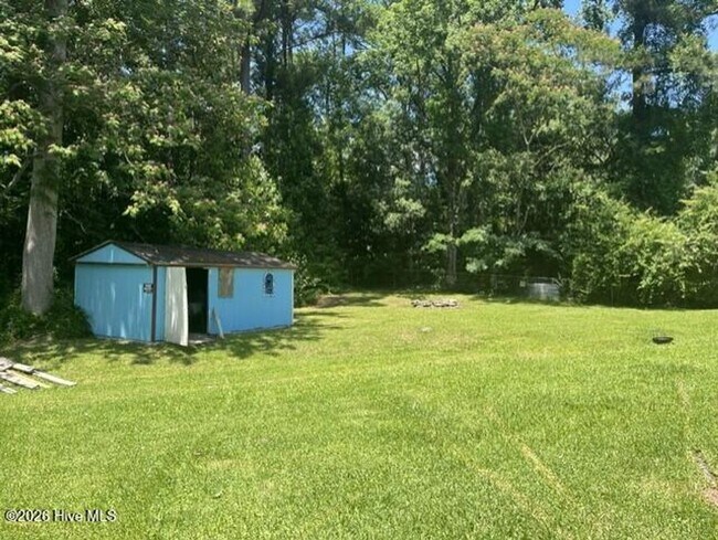 Building Photo - 1312 Wolf Swamp Rd