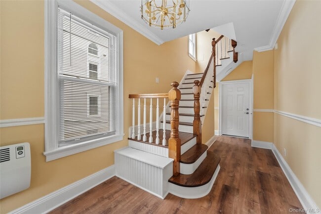 Building Photo - 81 N Washington St