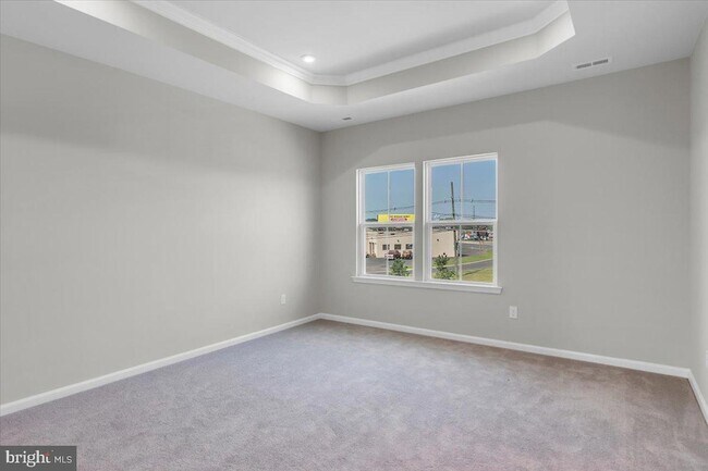 Building Photo - 40 Hamilton Ct