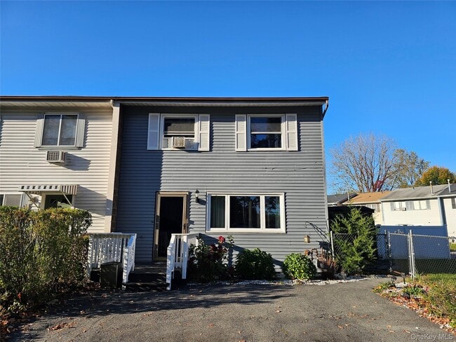 Primary Photo - 35 N Aspen Rd