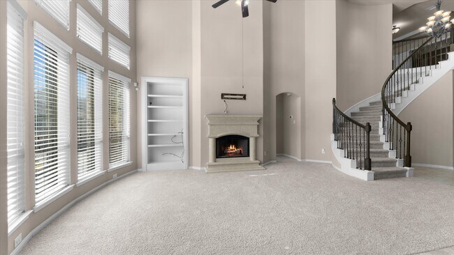 Building Photo - 14807 Diane Manor Ln