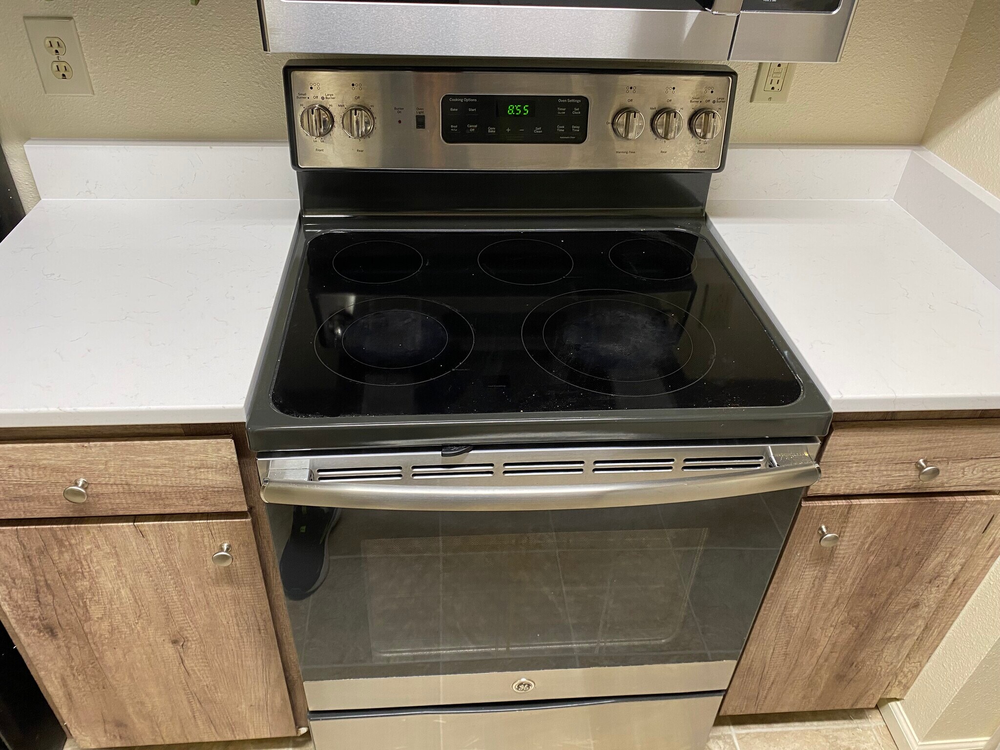 Building Photo - 14555 NE 32nd St