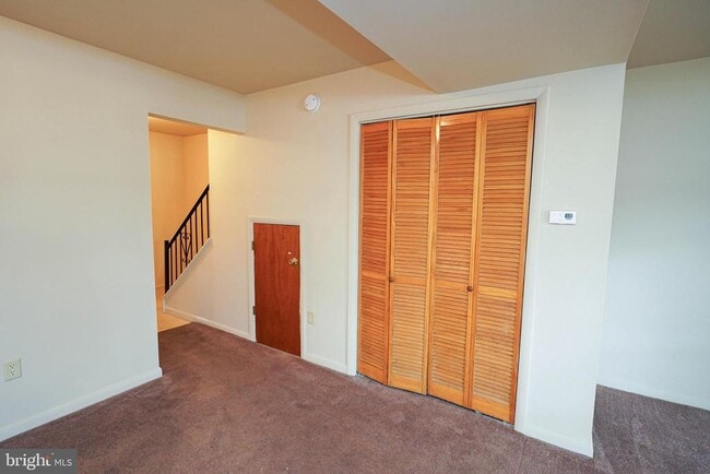 Building Photo - 738 Hemlock St