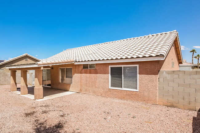 Building Photo - 5337 N Padero Dr